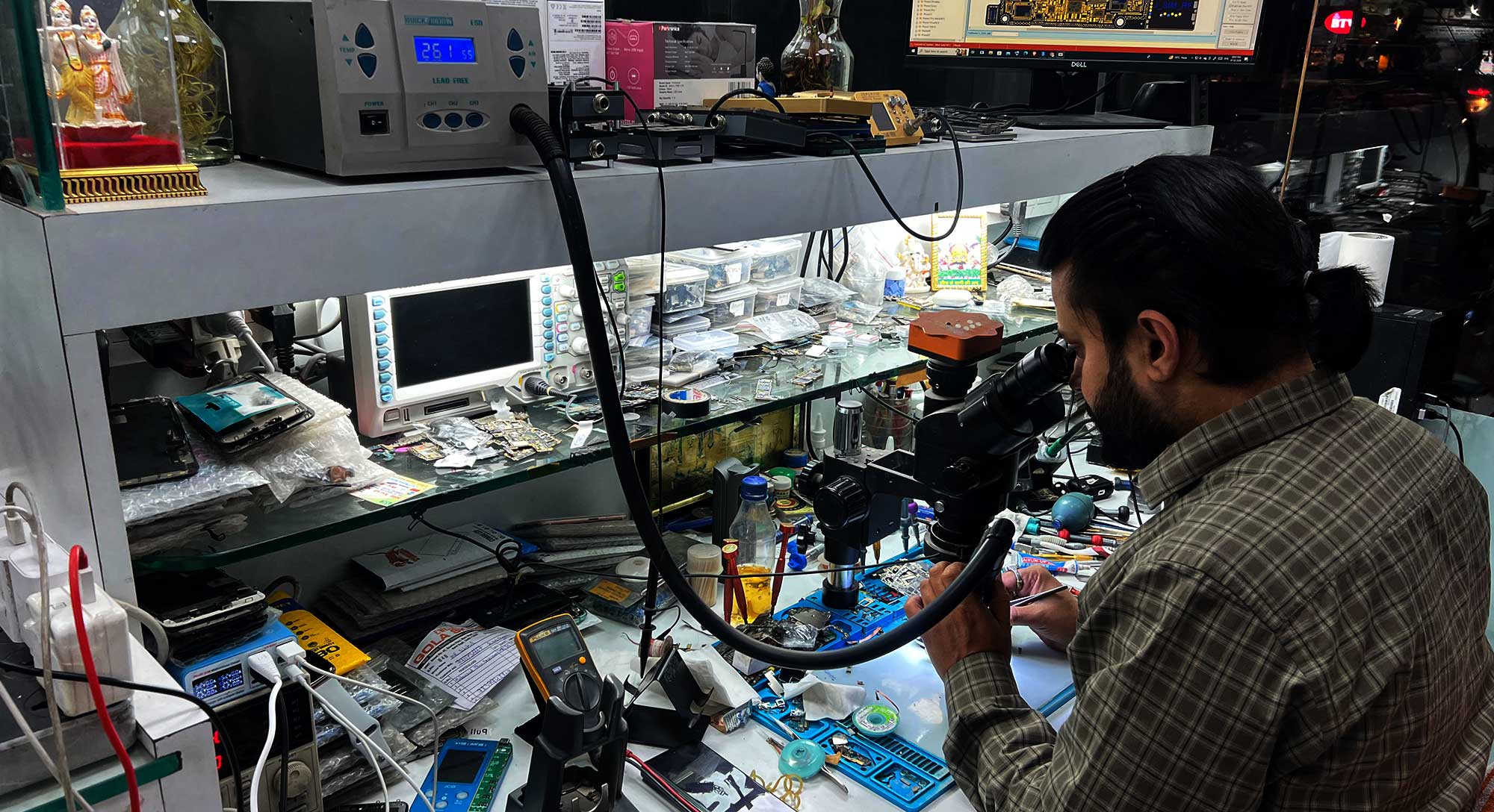 iPhone Repair Centre Delhi